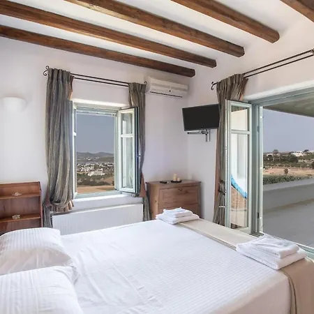 Faragas Luxury Retreat Views Villa *