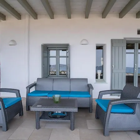 Faragas Luxury Retreat Views Villa *